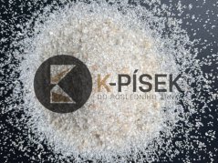 Křemičitý písek pro přírodní travnaté povrchy 0,3 - 3,0 mm (25kg pytle)